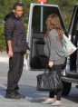 /album/chegando-no-hospital-em-santa-monica-31-de-janeiro/normal-at-the-emergency-at-saint-johns-hospital-in-santa-monica-31-01-2012-hilaryduffbr-28529-jpg/